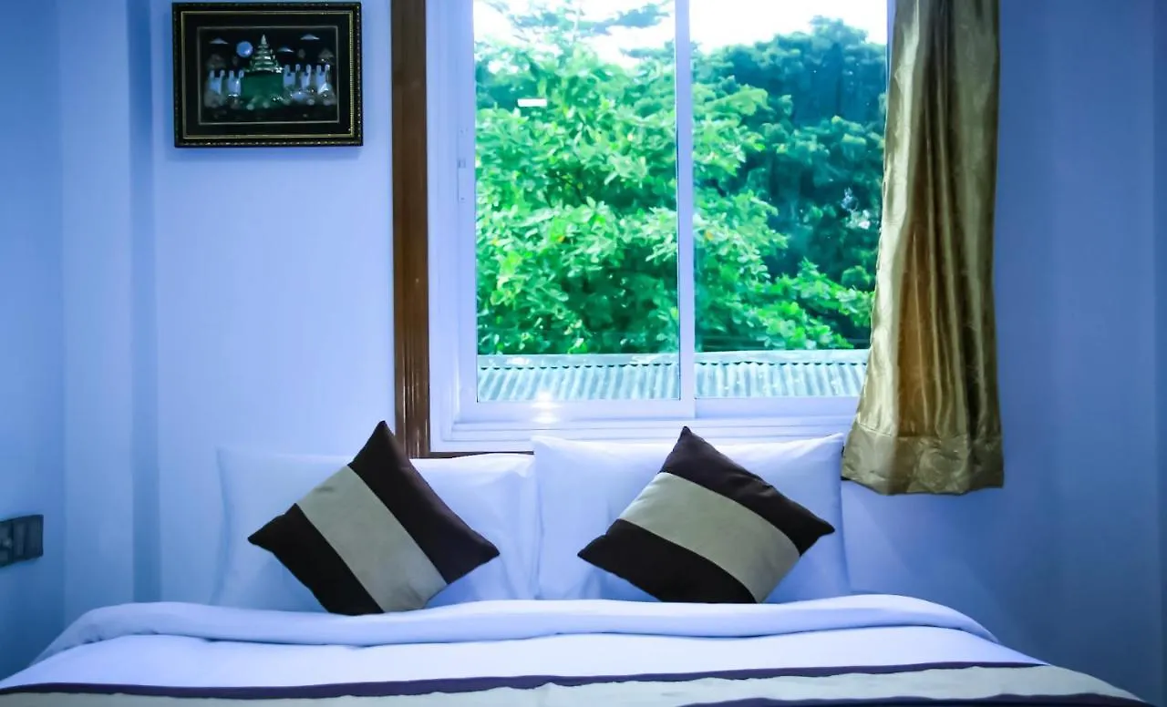 The Lodge Yangon Poshtel 0*,