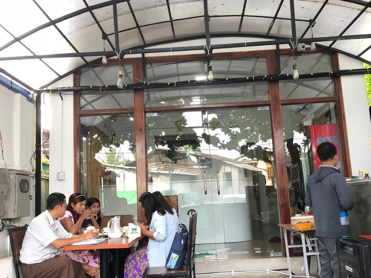The Lodge Yangon Poshtel Myanmar